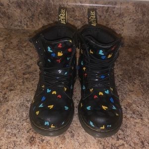 DR.MARTENS Girls sz 10 JUNIOR 1460 HEARTS LEATHER ANKLE